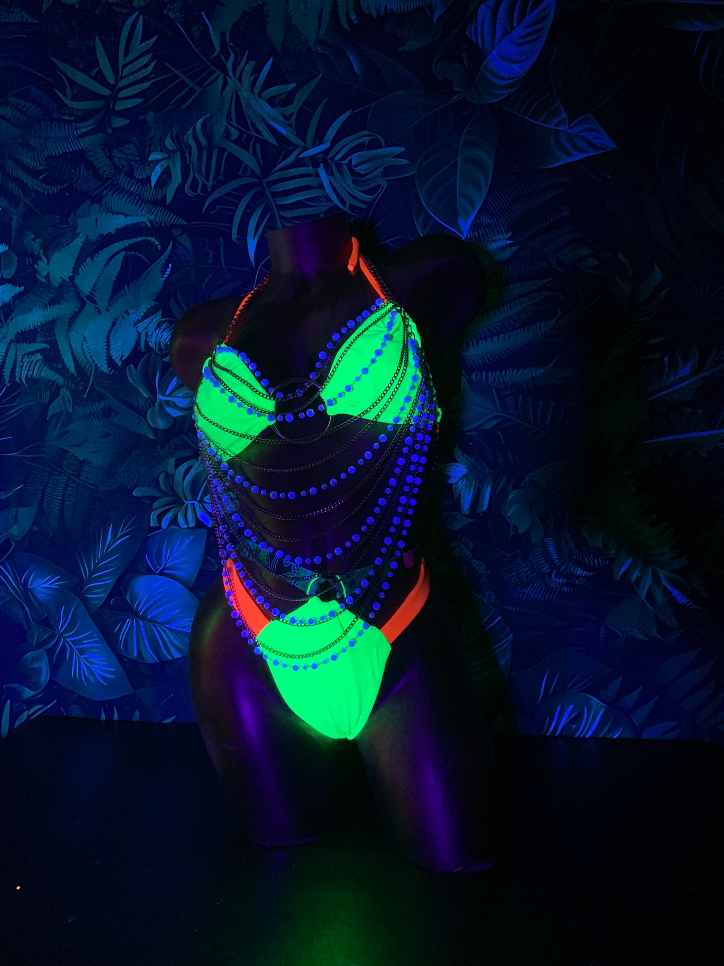 Neon Chain Paradise Runway Set