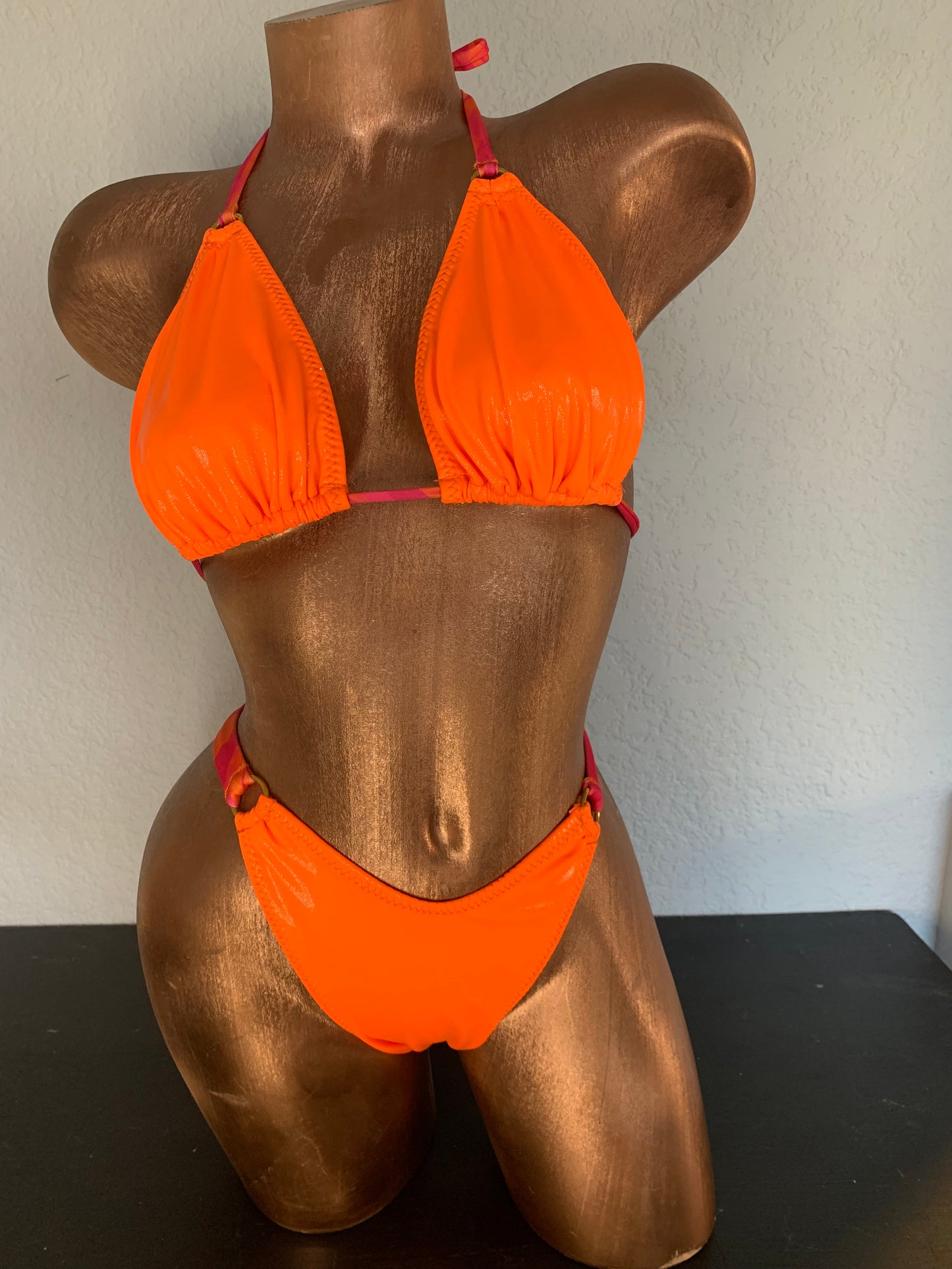 Neon Orange Classic Set