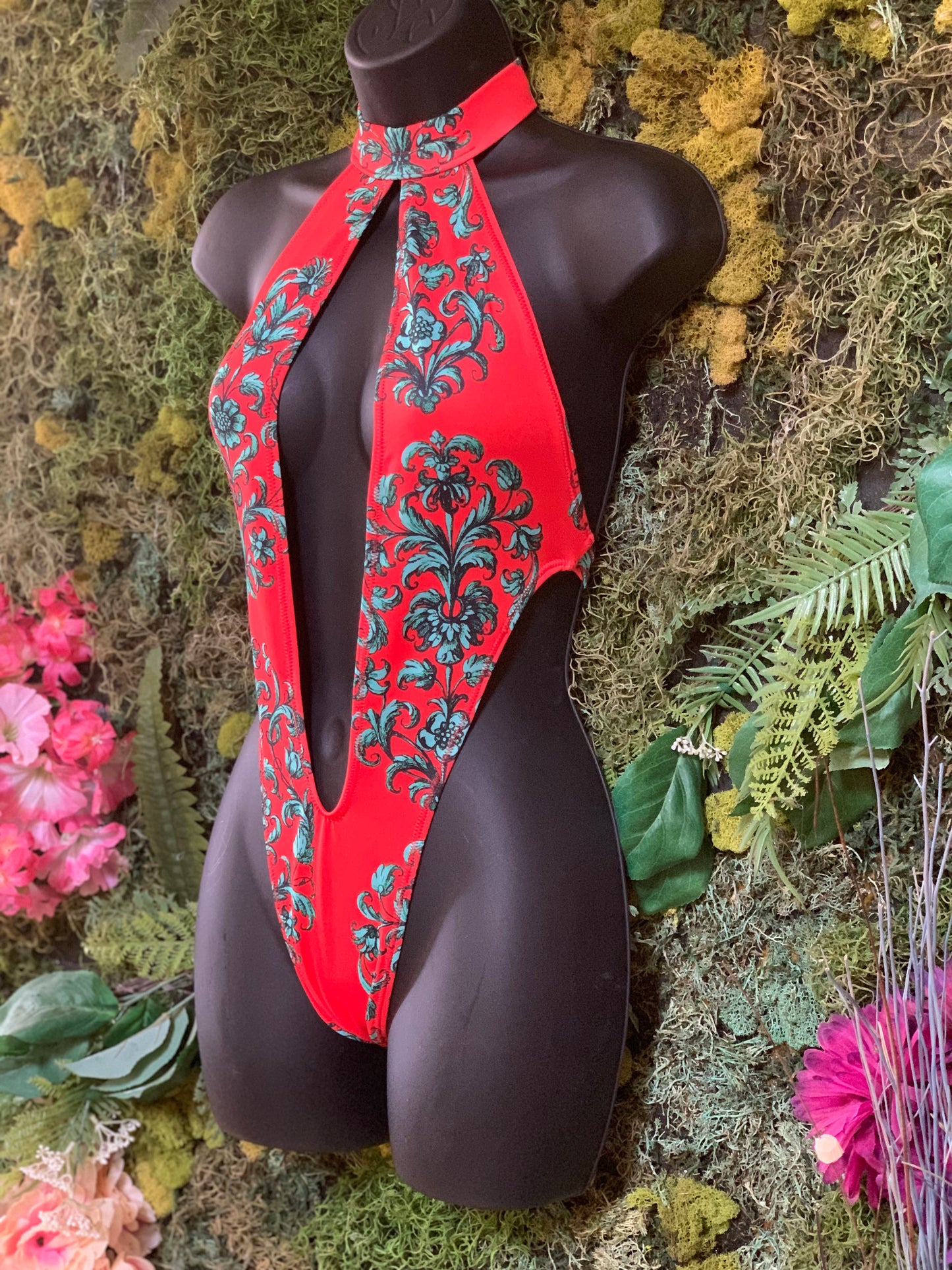 Red Fluer Monokini